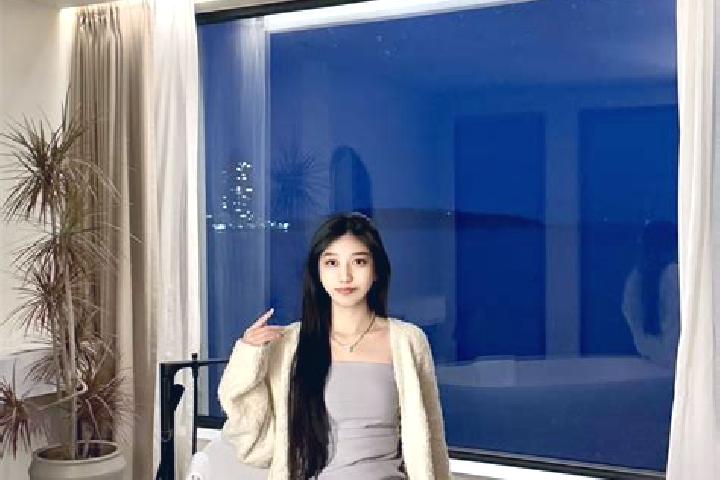 Mia, 21 — Escort in Shibei, China