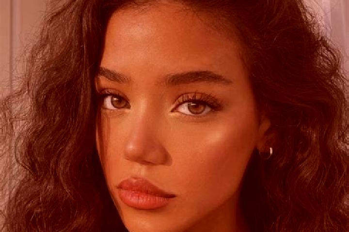 Mia, 22, a black brown-eyed european companion based in Pecatu. Offering CIM, Girlfriend Experience, Overnight. Available for incall and outcall, day and eve...