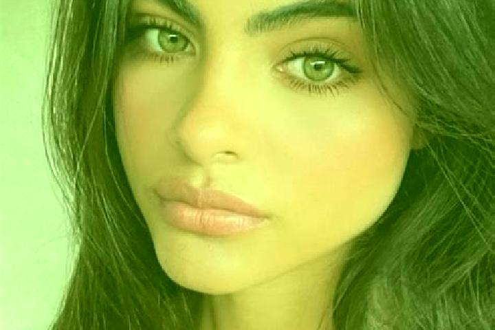 Mia, 22, a brunette green-eyed indian companion based in Hadle Szklarskie. Offering A-Level, Fetish, Overnight. Available for incall and outcall, day and eve...