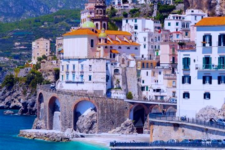 Mia, 22 — Escort in Sindia, Italy