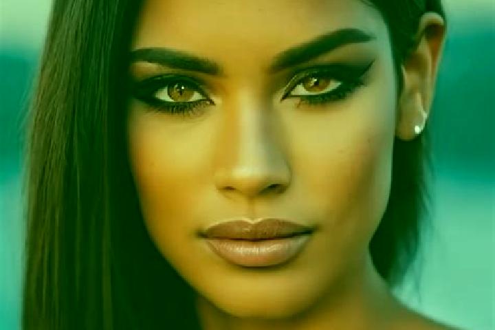 Mia, 23, a auburn amber-eyed latina companion based in Bassens. Offering Erotic Massage, Travel Companion, BDSM. Available for incall and outcall, overnight ...