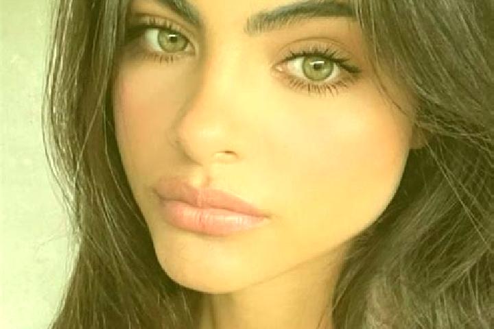 Mia, 23, a black brown-eyed indian companion based in San Germano dei Berici. Offering Duos, Girlfriend Experience, Roleplay, Travel Companion, Fetish. Avail...