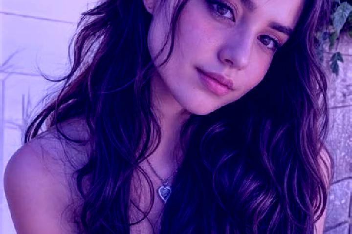 Mia, 23, a brunette hazel-eyed mixed companion based in Sikeshu. Offering Striptease, Prostate Massage, Party Girl, Tantra, BDSM. Available for incall and ou...