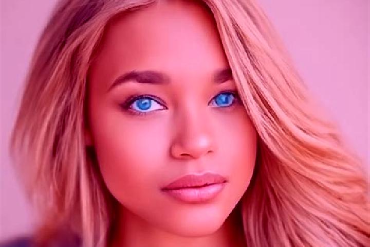 Mia, 24, a blonde blue-eyed latina companion based in Tyngsboro. Offering Deep French Kissing, Overnight, Girlfriend Experience, Massage. Available for incal...