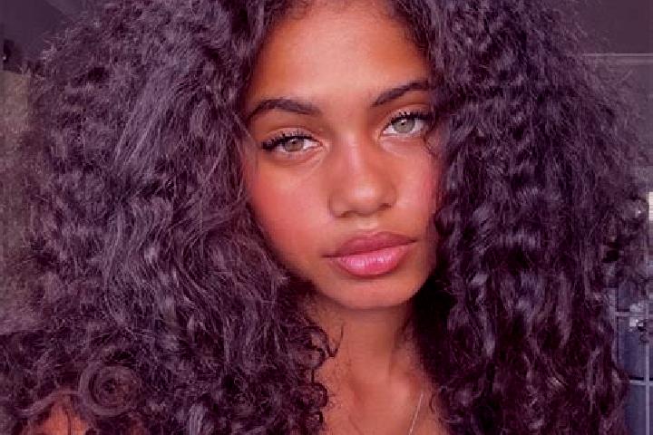 Mia, 24, a brunette blue-eyed ebony companion based in Ngangpo. Offering CIM, Deep French Kissing, Tantra, Massage. Available for incall and outcall, day and...