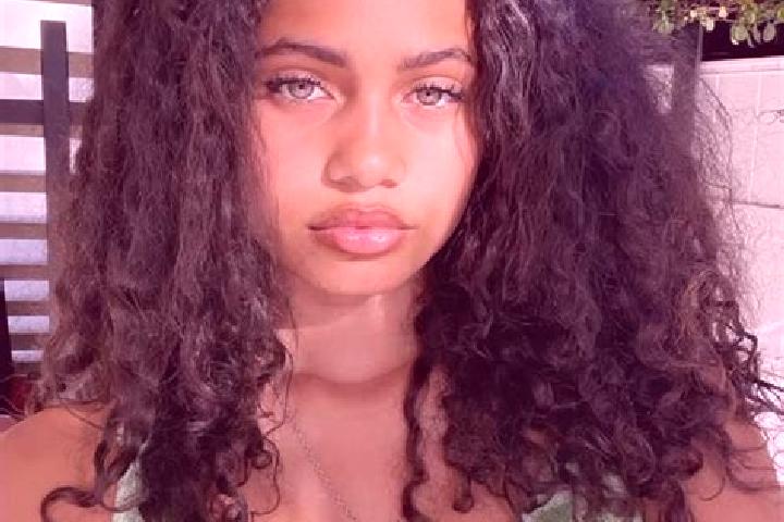 Mia, 24, a red green-eyed mixed companion based in Lernagog. Offering Striptease, Party Girl, 69. Available for incall and outcall, overnight bookings availa...