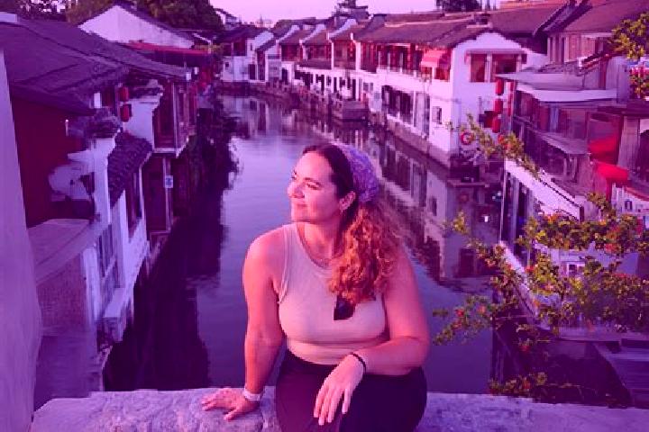 Mia, 24 — Escort in Guangyuan, China