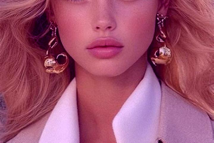 Mia, 25, a blonde grey-eyed mixed companion based in Woodbridge. Offering Deep French Kissing, Tantra, Party Girl. Available for incall and outcall, day and ...