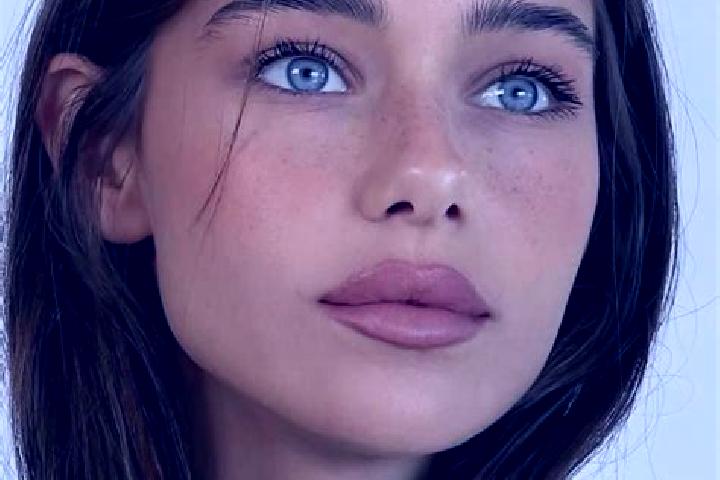 Mia, 25, a brunette brown-eyed indian companion based in Tossa de Mar. Offering Prostate Massage, Party Girl, Domination, Duos. Available for incall and outc...