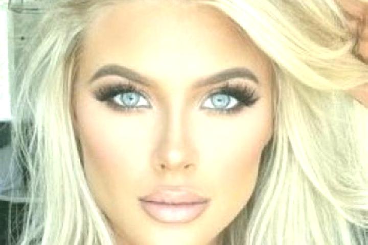 Mia, 25, a platinum blonde hazel-eyed middle eastern companion based in Ouemo. Offering Erotic Massage, Massage, 69. Available for incall and outcall, overni...