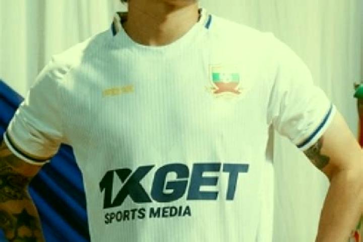 Mia, 25 — Escort in Shan Chaung, Myanmar