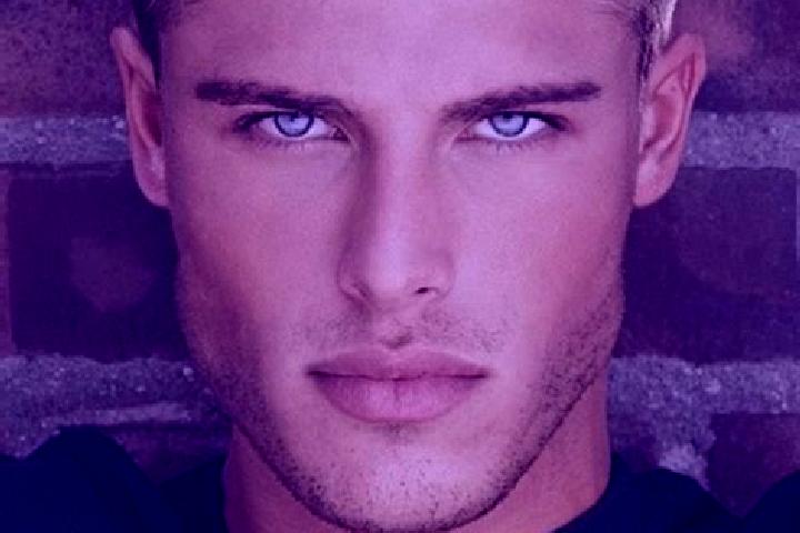 Mia, 26, a blonde grey-eyed caucasian companion based in Man. Offering Erotic Massage, Couples, OWO, Domination, CIM. Available for incall and outcall, day a...