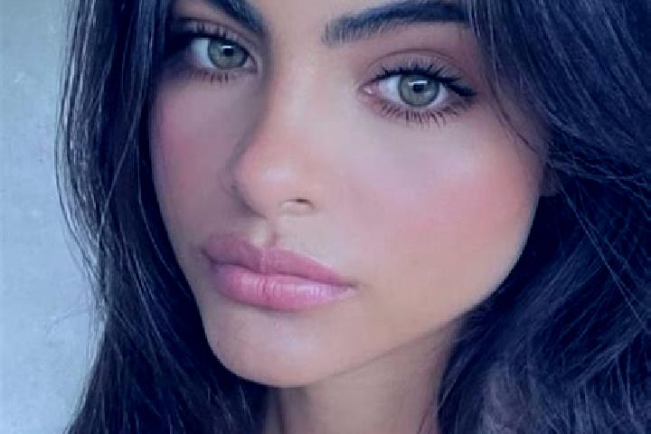 Mia, 26, a brunette dark-eyed indian companion based in Olm. Offering Striptease, Prostate Massage, Girlfriend Experience. Available for incall and outcall, ...