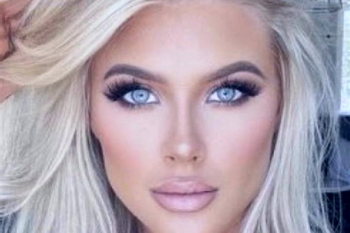 Mia, 27, a platinum blonde hazel-eyed latina companion based in Liangkou. Offering A-Level, CIM, Deep French Kissing, Party Girl. Available for incall and ou...