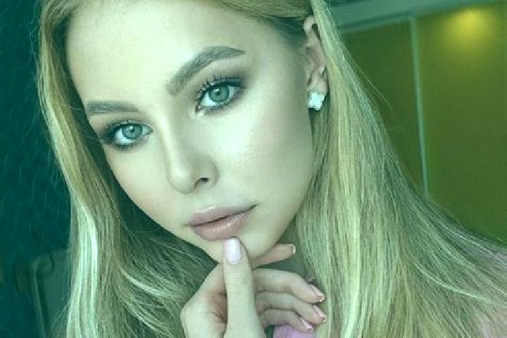 Mia, 27 — Escort in Gorna Oryahovitsa, Bulgaria