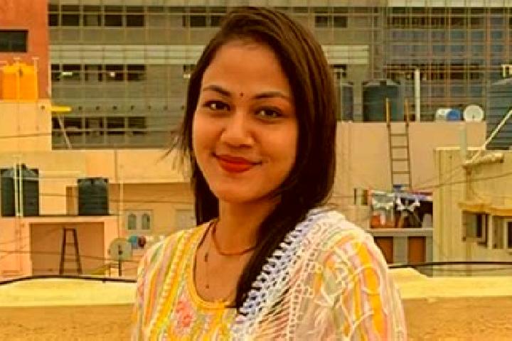 Mia, 27 — Escort in Karanjia, India