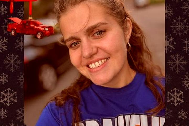 Mia, 27 — Escort in Lisovi Sorochyntsi, Ukraine