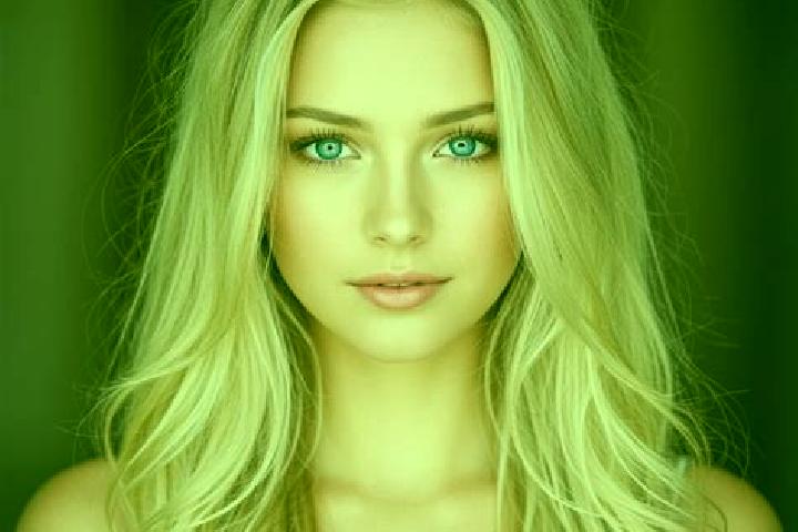 Mia, 28, a blonde dark-eyed mixed companion based in Loraine. Offering Overnight, A-Level, Dinner Date. Available for incall and outcall, day and evening dates.
