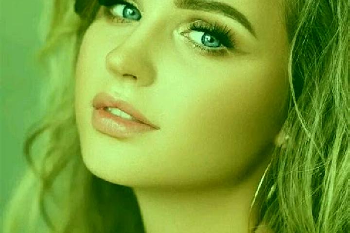 Mia, 28, a dark blonde blue-eyed slavic companion based in Rodero. Offering CIM, Couples, A-Level, Duos. Available for incall and outcall, overnight bookings...