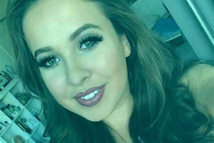 Mia, 28, a dark blonde brown-eyed european companion based in Pousset. Offering 69, Couples, Domination, BDSM, Overnight. Available for incall and outcall, d...