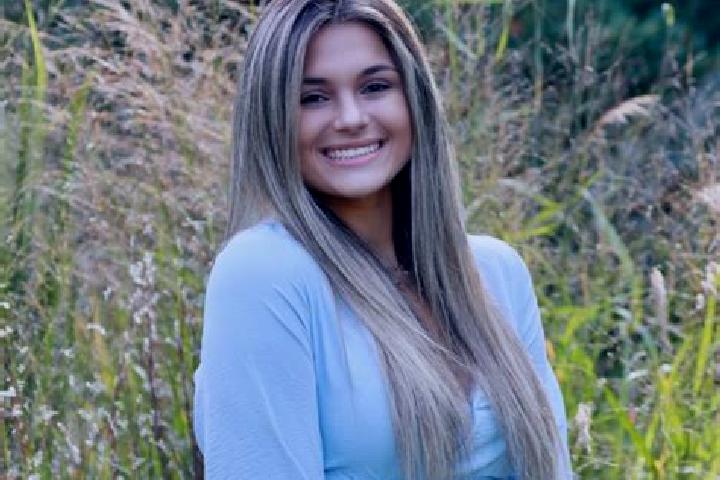 Mia, 28 — Escort in Lynnfield, United States