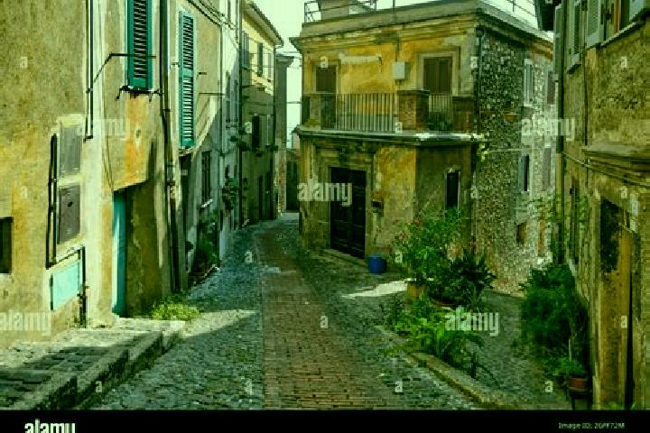 Mia, 29 — Escort in Morolo, Italy