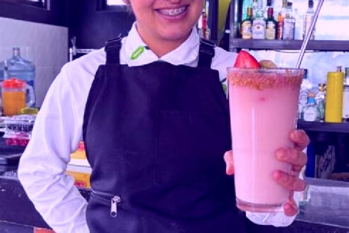Mia, 29 — Escort in Tlalmimilolpan, Mexico