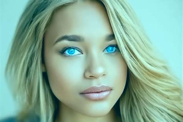 Mia, 30, a blonde blue-eyed latina companion based in Eichberg. Offering Overnight, Duos, OWO, Fetish. Available for incall and outcall, overnight bookings a...