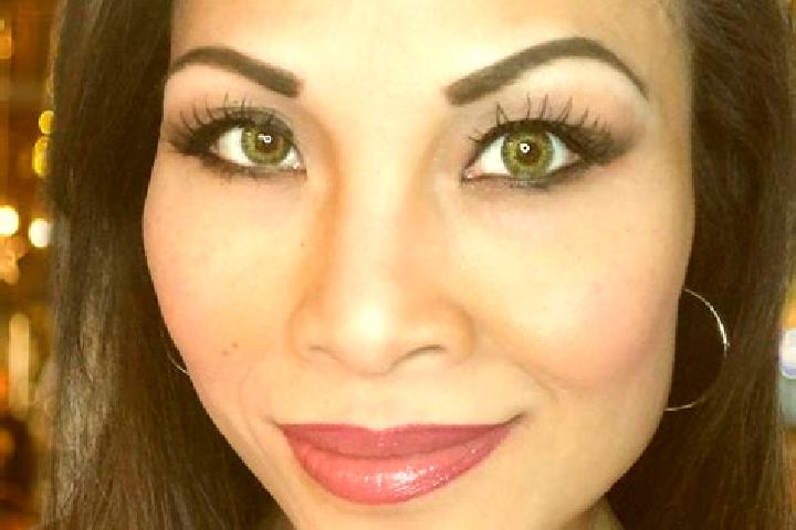 Mia, 30, a red green-eyed asian companion based in Loango. Offering 69, Prostate Massage, Couples, Striptease. Available for incall and outcall, day and even...
