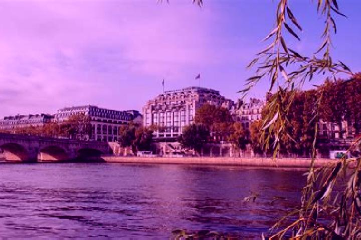 Mia, 30 — Escort in Cheval-Blanc, France