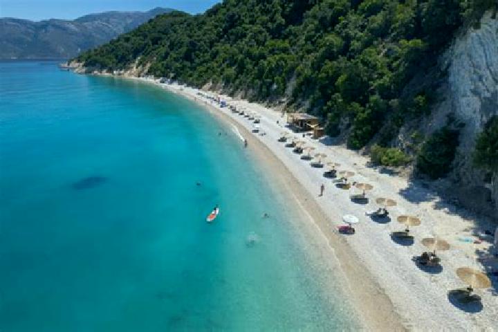 Mia, 30 — Escort in Ithaki, Greece
