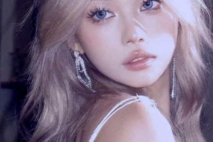 Mia, 31, a blonde brown-eyed asian companion based in Tecaxic. Offering 69, OWO, Roleplay. Available for incall and outcall, overnight bookings available.