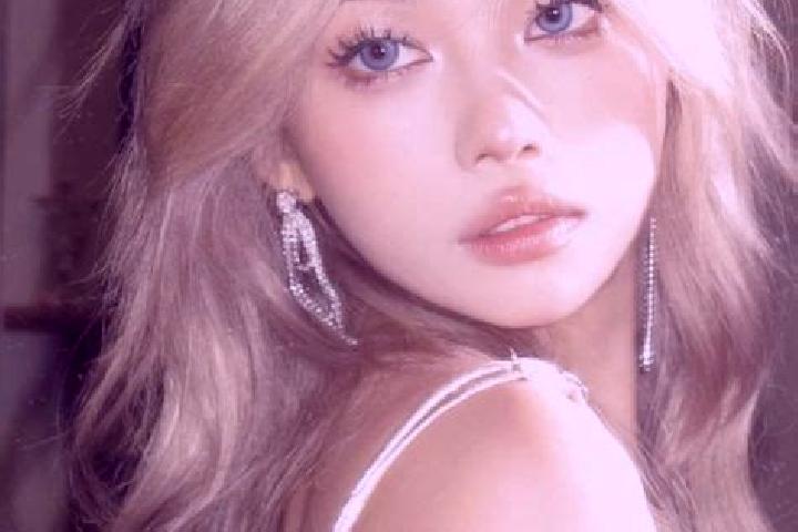 Mia, 31, a blonde grey-eyed asian companion based in Raubach. Offering GFE, Erotic Massage, Girlfriend Experience, Prostate Massage. Available for incall and...