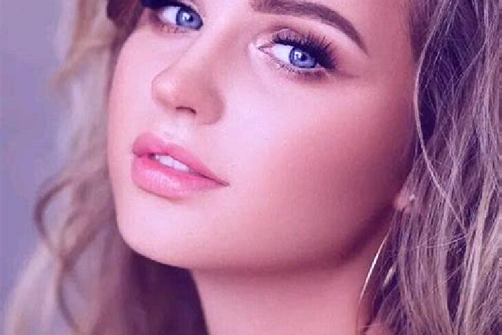 Mia, 31, a dark blonde blue-eyed ebony companion based in Darbhanga. Offering Deep French Kissing, CIM, Fetish, Tantra, Domination. Available for incall and ...