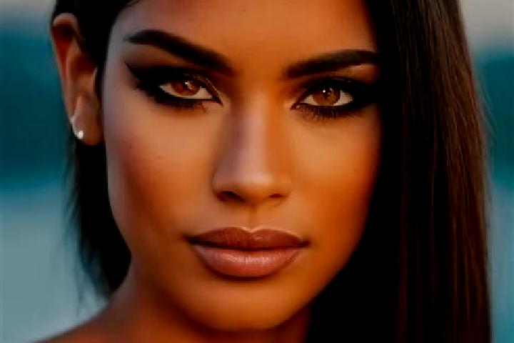 Mia, 31, a dark blonde brown-eyed latina companion based in Tidavur. Offering Erotic Massage, GFE, Deep French Kissing, Roleplay. Available for incall and ou...