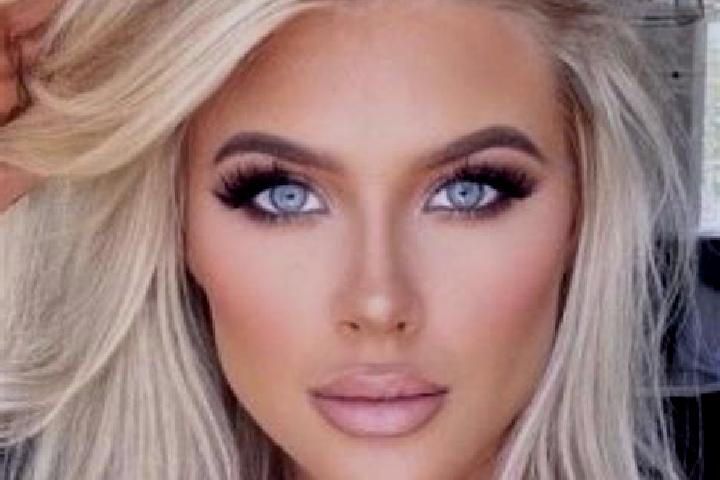 Mia, 31, a platinum blonde hazel-eyed middle eastern companion based in Berlanga del Bierzo. Offering Domination, Tantra, CIM, Dinner Date, Couples. Availabl...