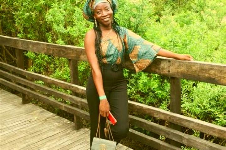 Mia, 31 — Escort in Buzi, Mozambique