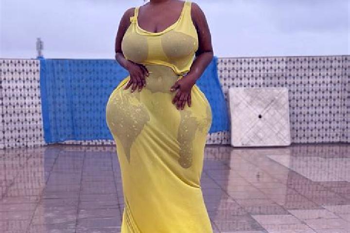 Mia, 31 — Escort in Kouassi Golikro, Ivory Coast