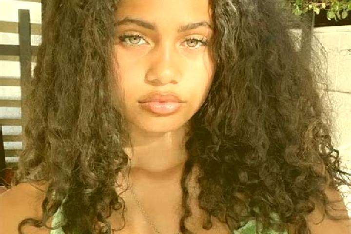 Mia, 32, a black green-eyed mixed companion based in Gaesti. Offering Travel Companion, GFE, Prostate Massage, Duos, CIM. Available for incall and outcall, d...