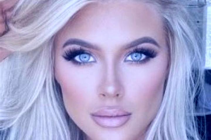 Mia, 32, a platinum blonde hazel-eyed mediterranean companion based in Cinarkoey. Offering OWO, Tantra, Couples, BDSM, Domination. Available for incall and o...