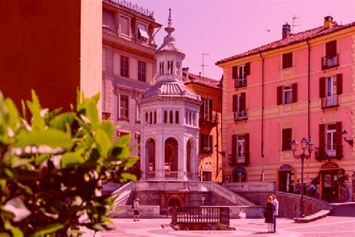 Mia, 32 — Escort in Vergato, Italy