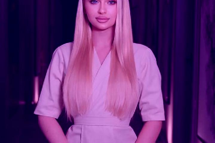 Mia, 33, a blonde amber-eyed mixed companion based in Alt Bennebek. Offering Tantra, Erotic Massage, Dinner Date, CIM. Available for incall and outcall, day ...