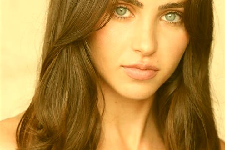 Mia, 33, a brunette blue-eyed latina companion based in Venarey-les-Laumes. Offering Duos, GFE, OWO, Party Girl. Available for incall and outcall, day and ev...
