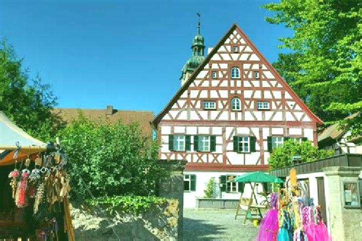 Mia, 33 — Escort in Markt Erlbach, Germany