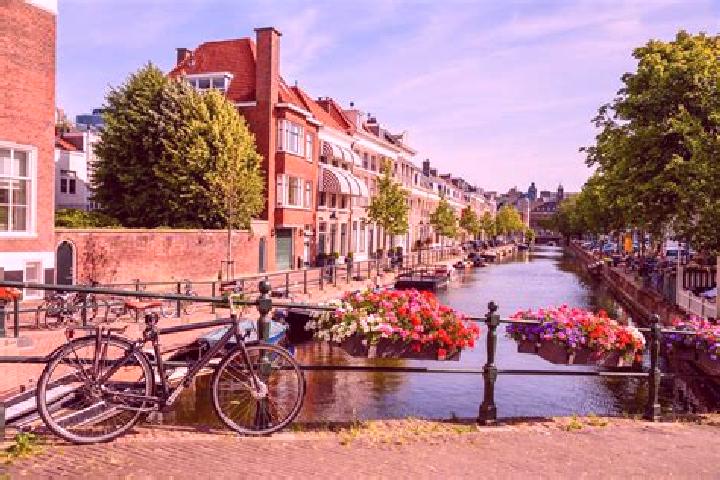 Mia, 33 — Escort in The Hague, Netherlands
