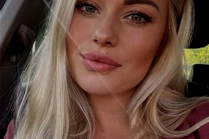 Mia, 34, a blonde hazel-eyed middle eastern companion based in Bad Zwischenahn. Offering Prostate Massage, Tantra, A-Level, Domination, Couples. Available fo...