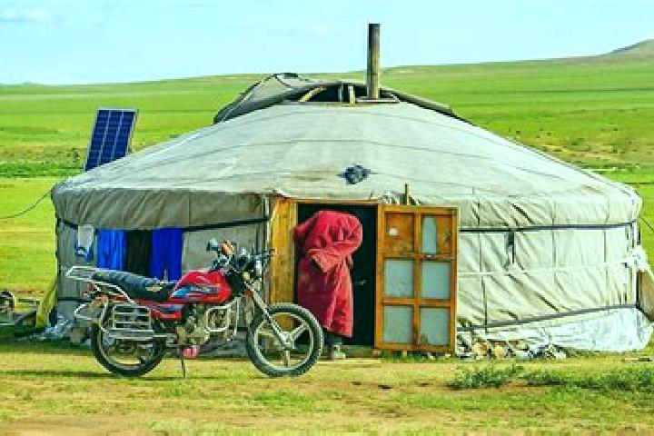 Mia, 35 — Escort in Dzueuenbulag, Mongolia