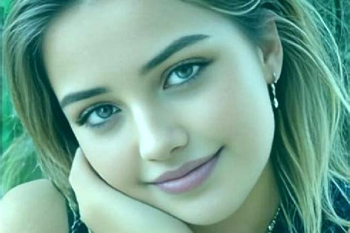 Mia, 35 — Escort in Meolo, Italy
