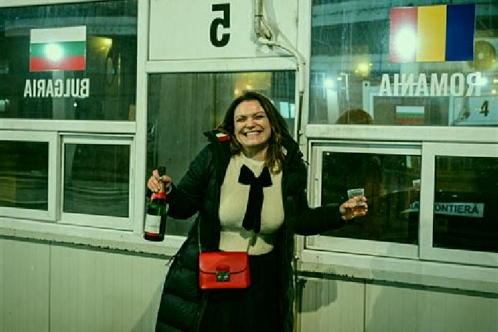 Mia, 36 — Escort in Costiugeni, Romania