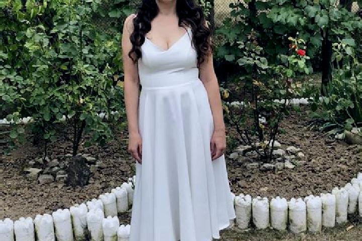 Mia, 36 — Escort in Hvizdivtsi, Ukraine